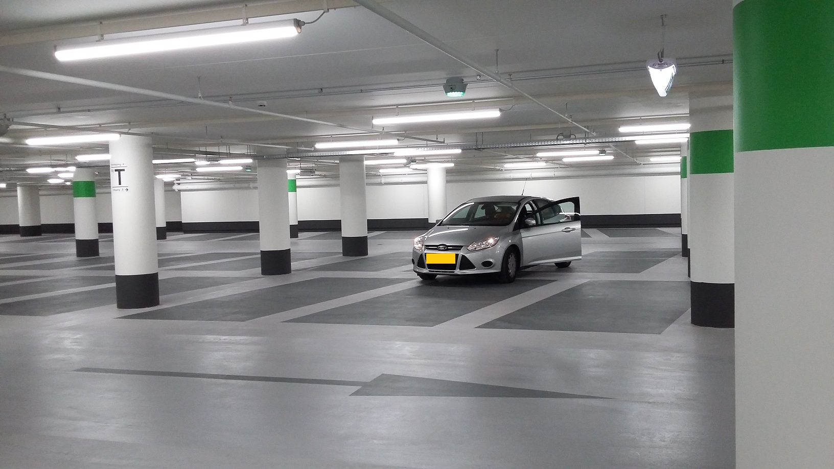 Egalisatie parkeergarage vloeren Hoog Catharijne Utrecht